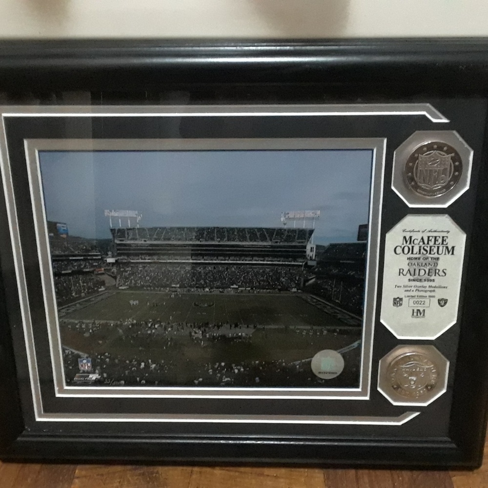 Oakland Raiders stadium photo